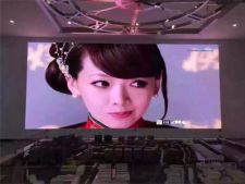 海南龙华区滨海大道金融中心P2.5显示屏